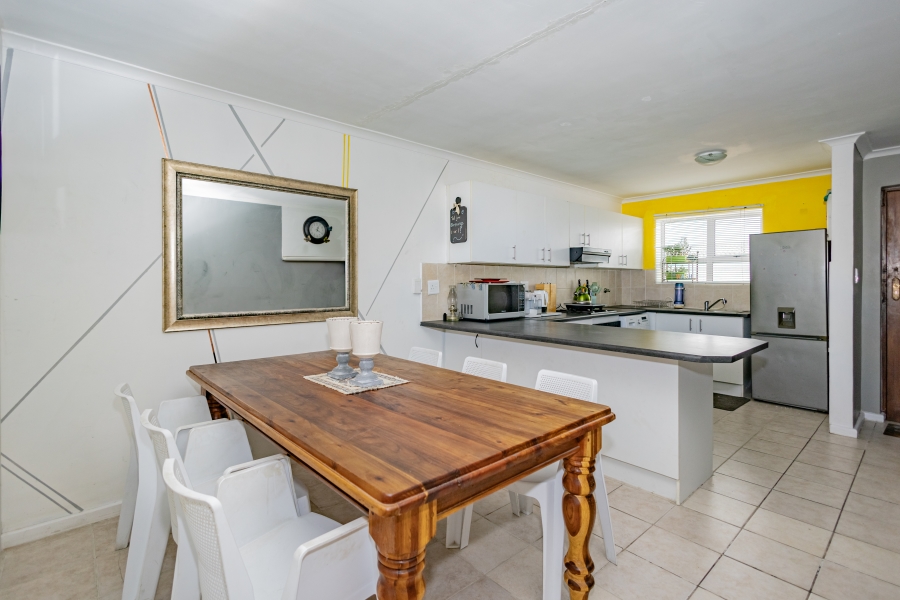 2 Bedroom Property for Sale in Brackenfell South Western Cape
